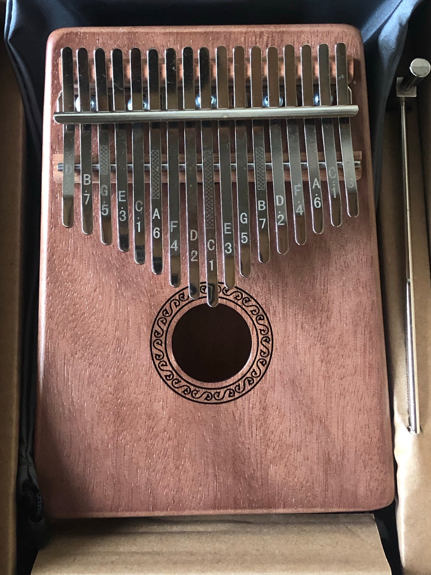 17 Keys Mahogany solid Kalimba